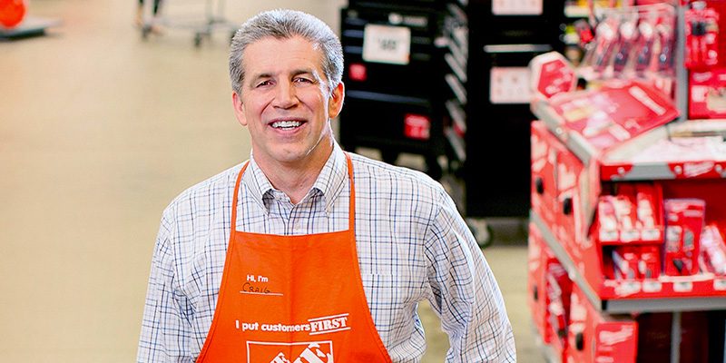 Home Depot aggiorna le priorità e riacquista azioni per 15 miliardi