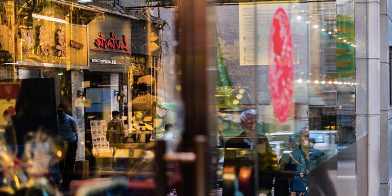 Aperture domenicali si o no? Un sondaggio