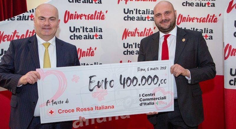 Centri commerciali e Croce Rossa, gara della solidarietà